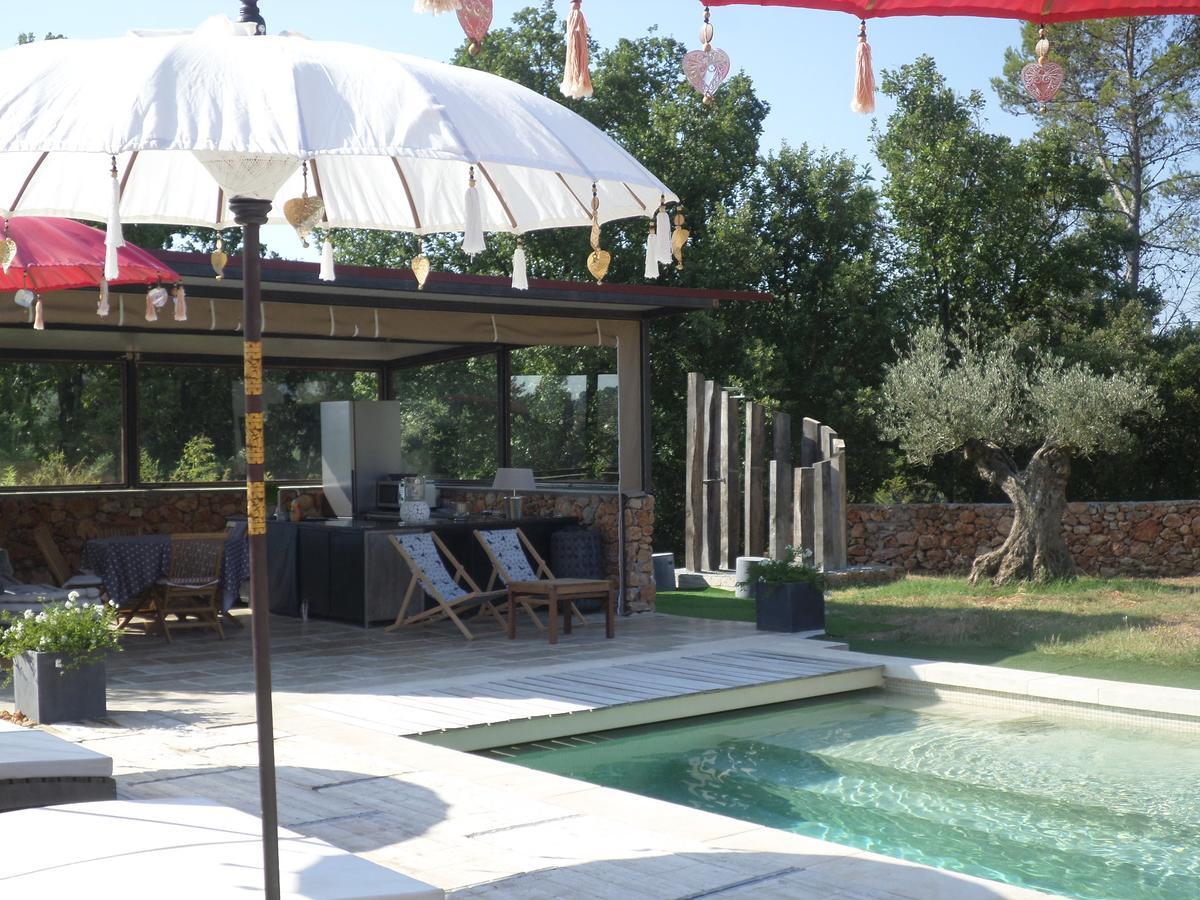 Le Clos Des Cambres Les Arcs-sur-Argens Exteriör bild